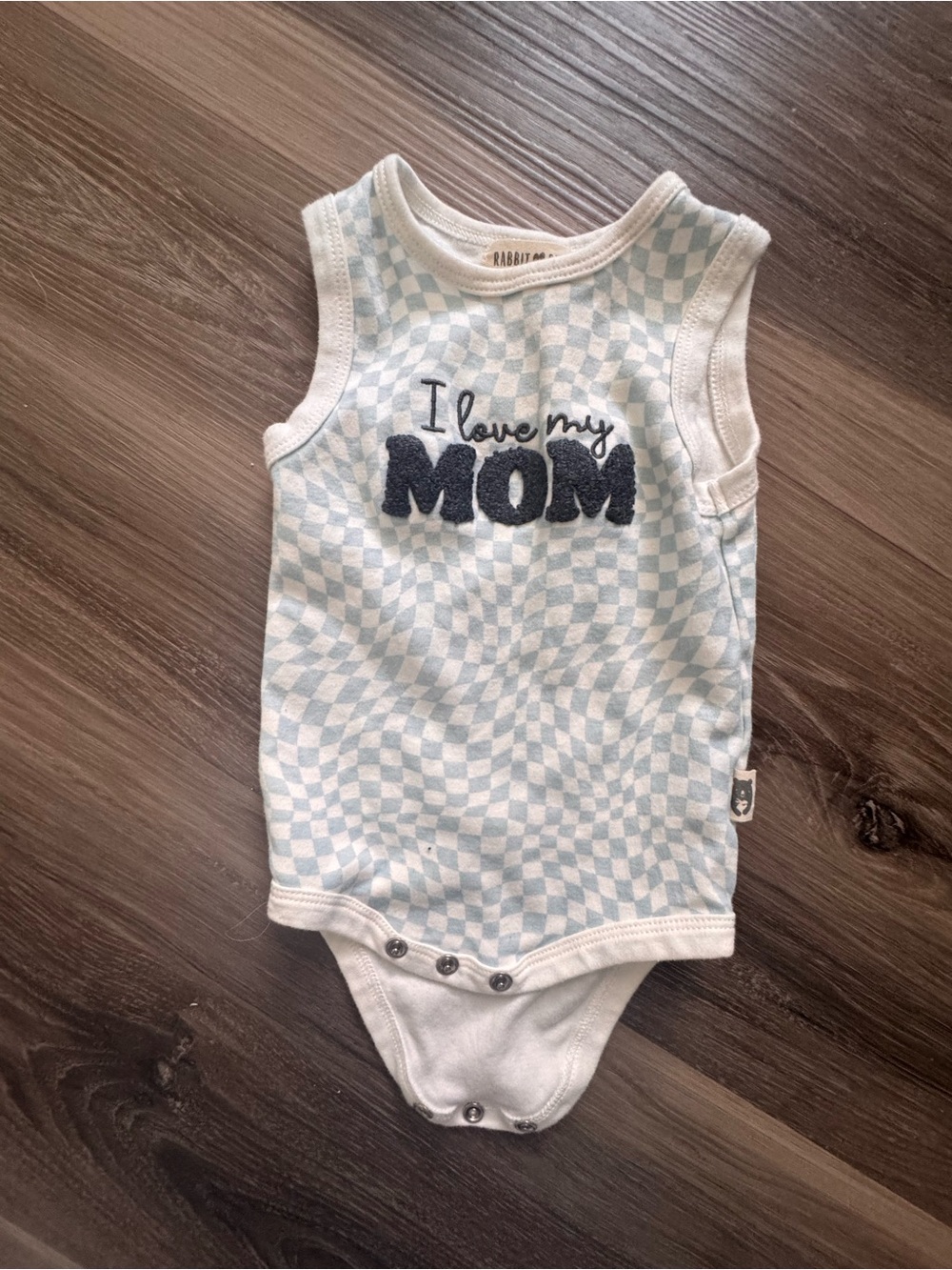 I Love My Mom Checkered Baby Onesie - Light Blue & White